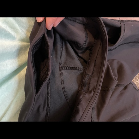 Like new invigorate high rise lululemon tight - Picture 2 of 9